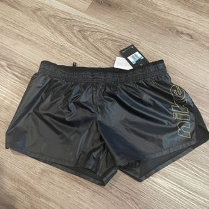 Nike 10K Glam Running Shorts Womens Size Medium  Black & Gold   BV3841-010